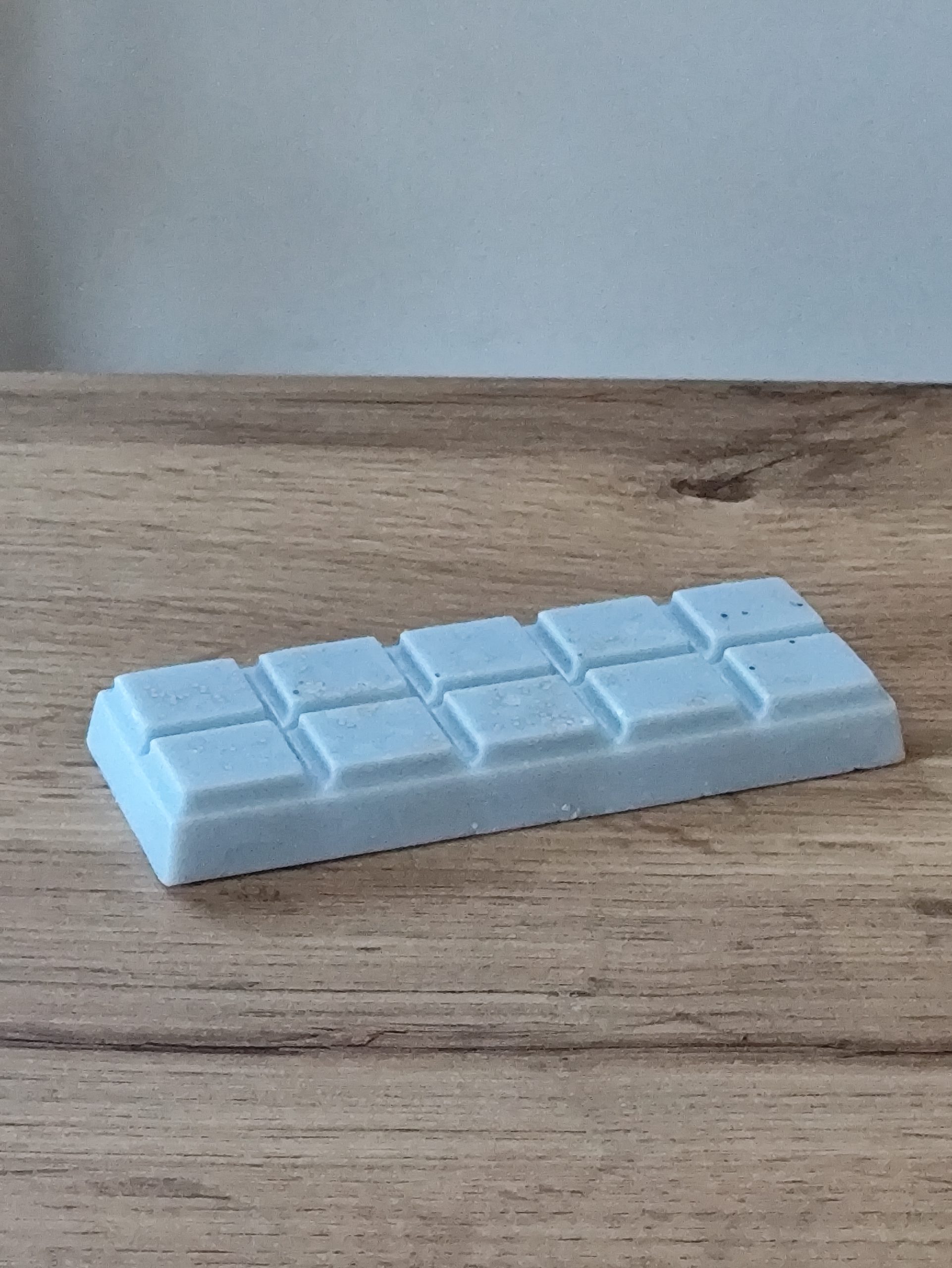 Soy Wax Melt Snap Bar – Sandalwood